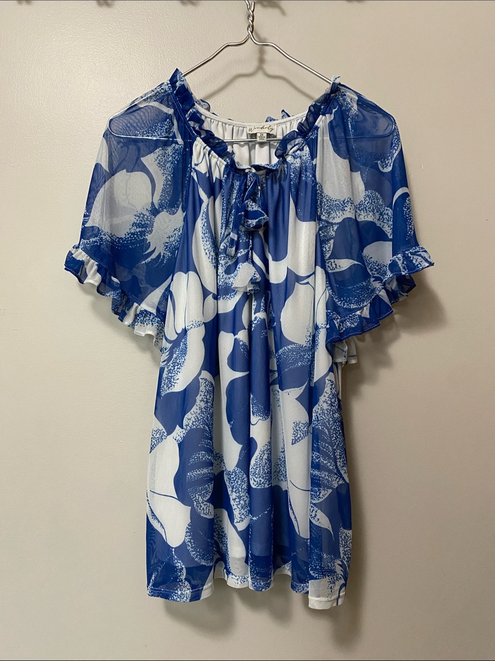 Wonderly Blue and White Floral Tie-Neck Peasant Top